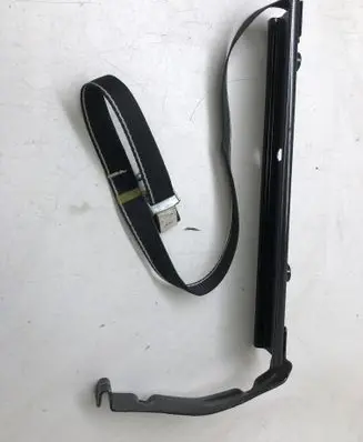 Chrysler 300 - 300C Battery bracket 586687 04780795 F17539