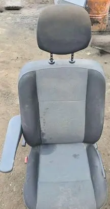 Renault Master III Front driver seat brak