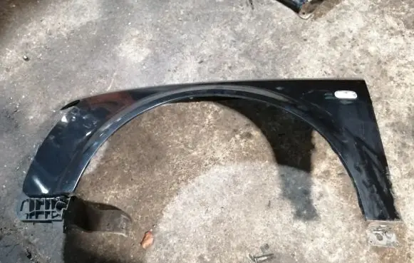 Audi A4 S4 B6 8E 8H Fender