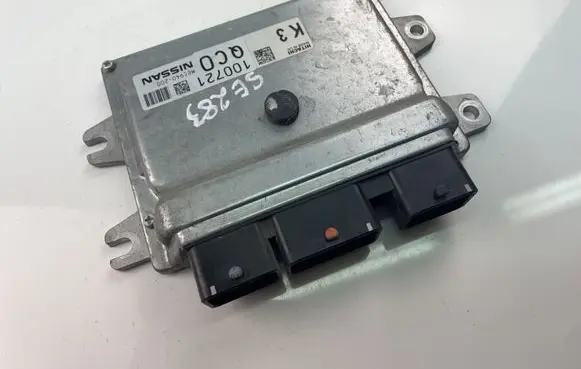 Nissan Qashqai Engine control unit/module MEC940200
