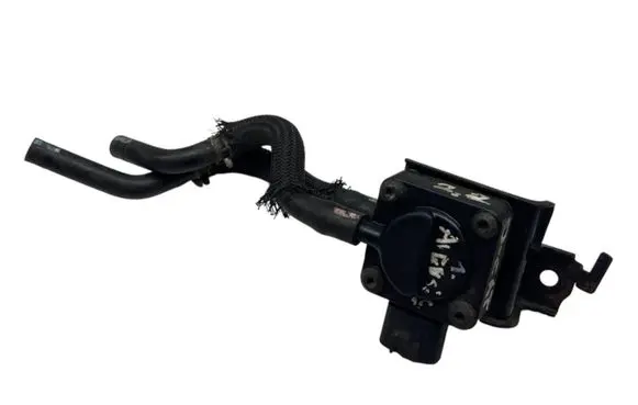 Toyota Avensis T250 Exhaust gas pressure sensor 8948020030