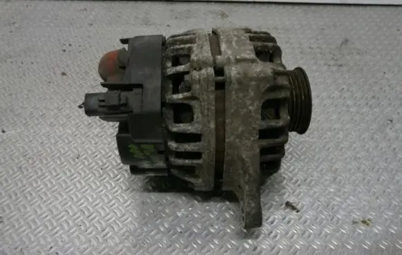 Nissan Note (E11) Generator/alternator 23100AX62a