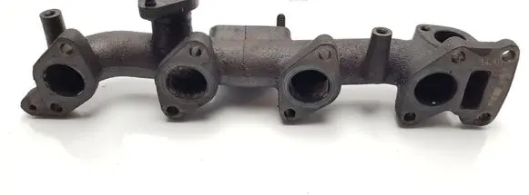 KIA Carens II Exhaust manifold