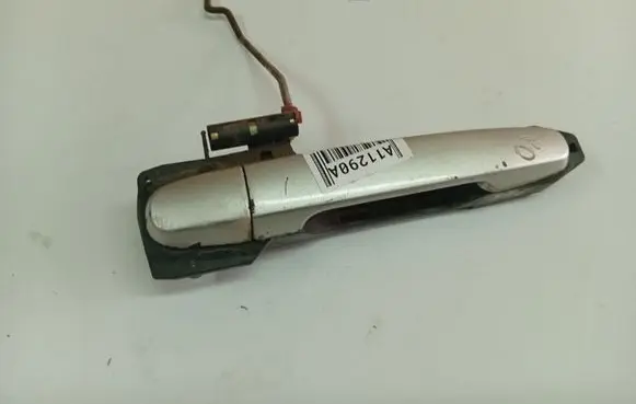 Toyota Corolla Verso AR10 Front door exterior handle 242302