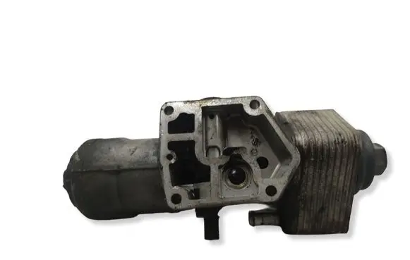 Mitsubishi Lancer X Oil filter mounting bracket 