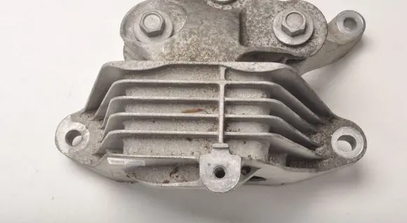Opel Insignia B Engine mounting bracket 84248716