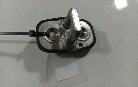 Citroen C5 Front door lock loop/hook striker 9655466380