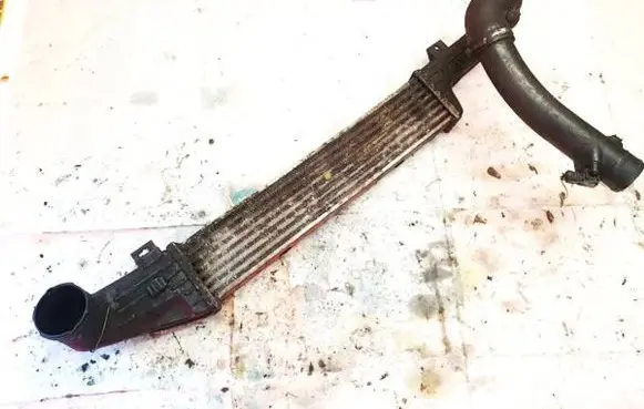 Mercedes-Benz E W210 Intercooler radiator A2105002000 49054