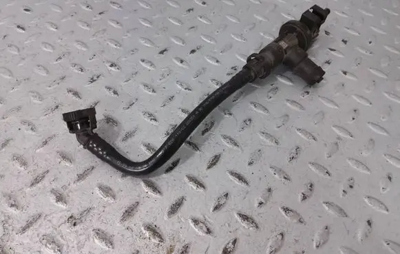 BMW 1 F40 Breather hose/pipe 7626118 13907626118