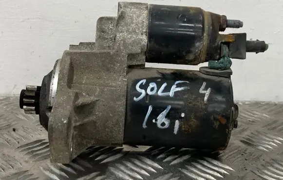 Volkswagen Golf IV Starter motor 0001120402