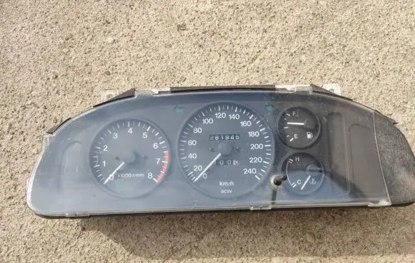 Mazda 323 F Speedometer (instrument cluster) BC6B55430 69319220