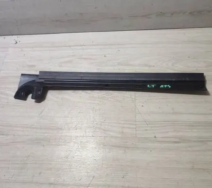 Renault Kangoo III Sliding door trim (molding) 828318021R