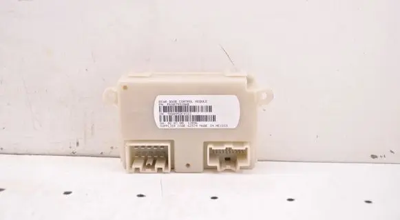 Chrysler Town u0026 Country V Door control unit/module P68079910AB