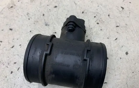 Opel Zafira B Mass air flow meter 0281002428