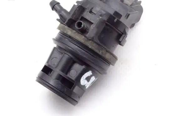 Ford Fiesta Windscreen/windshield washer pump 860310-9120