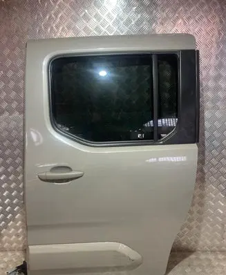 Opel Combo E Side sliding door PK17229