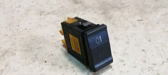 Fog light switch