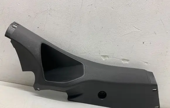 Ford Focus (C) pillar trim BM51A31016A R7WMW