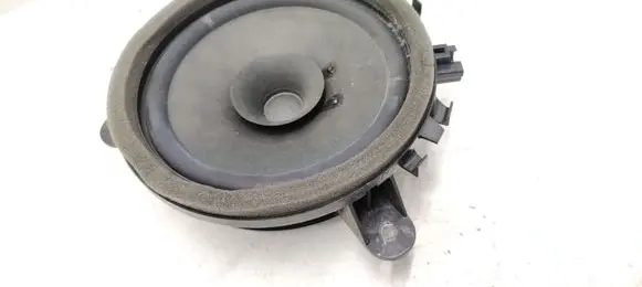 Volvo V50 Front door speaker 30657444