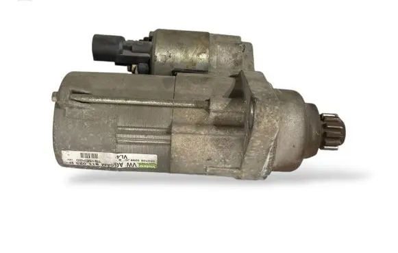 Volkswagen Golf V Starter motor 0AM911023D