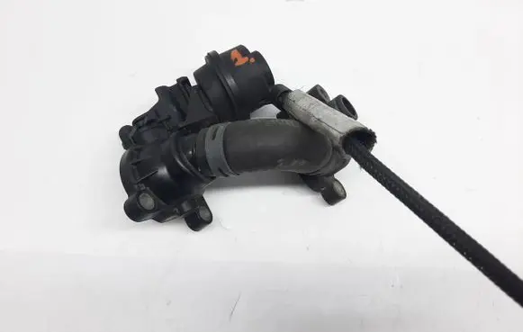 Audi A6 C7 Engine coolant pipe/hose 059121737