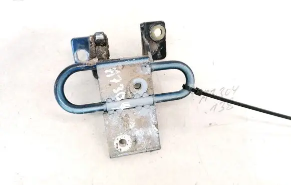 Audi A4 S4 B5 8D Rear door lower hinge 4A0833412A