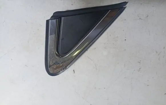 Mazda CX-9 Rear arch trim TD116915Y