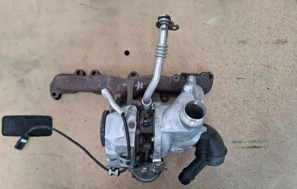 Audi Q2 - Turbo 04L253020A