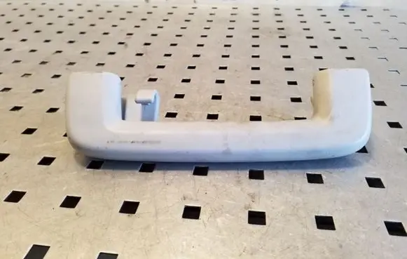 Ford Kuga I Rear interior roof grab handle