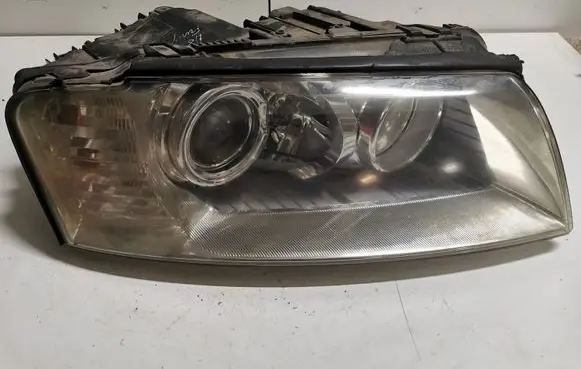 Audi A8 S8 D3 4E Headlight/headlamp