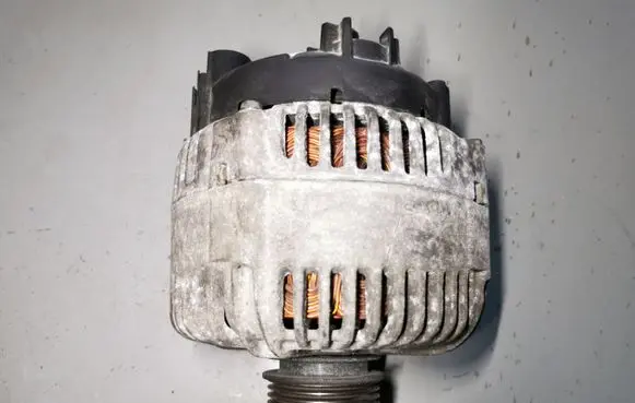 Volkswagen PASSAT B6 Generator/alternator 021903026L 2542783C