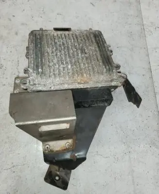 Jeep Grand Cherokee (WK) Engine control unit/module 0281013643