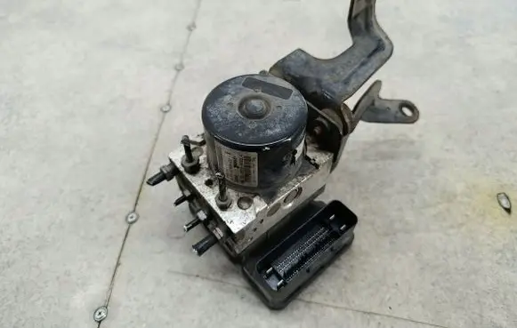 Ford Fiesta ABS Pump 