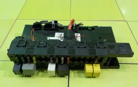 Mercedes-Benz CLK A209 C209 Fuse box set 2035453401 XP250