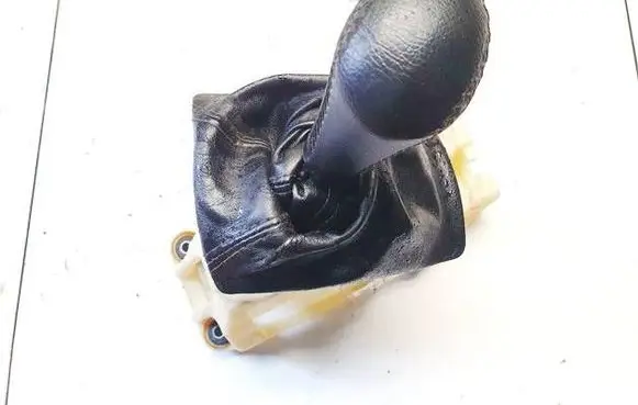 Gear shifter/selector