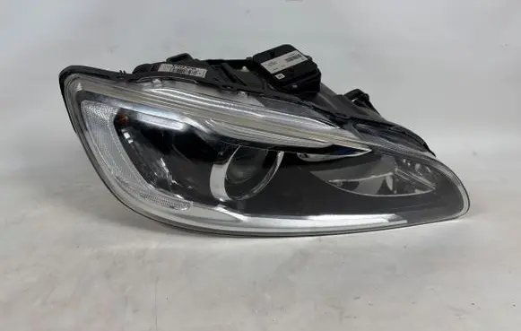 Volvo S60 Headlight/headlamp