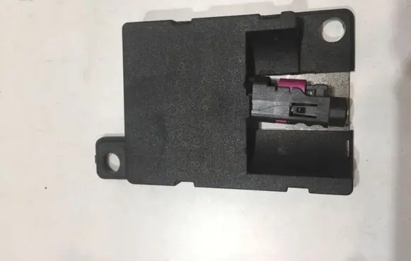 BMW 5 E60 E61 Bluetooth antenna 84506928461