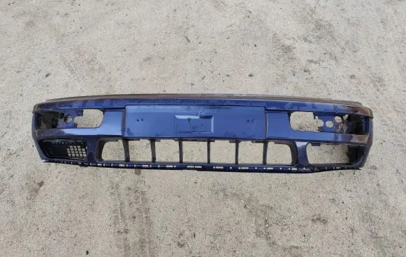 Volkswagen Golf III Front bumper 1h6807217a
