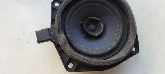 Mitsubishi Colt Front door speaker mn141417 eas13p17a6
