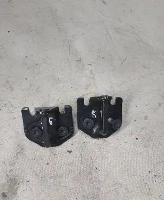 Ford Galaxy Rear door lock loop/hook striker 6g91r21982fbb