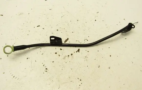 Peugeot 2008 II Oil level dip stick 092607
