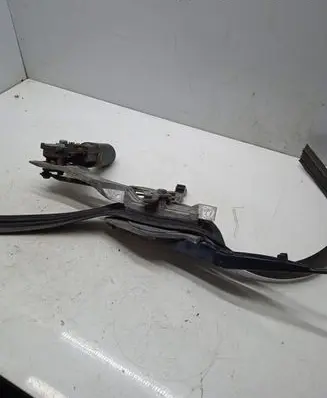Mercedes-Benz E W124 Front wiper linkage and motor 0390241425