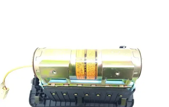 Mazda 626 Passenger airbag