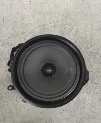 Audi A4 S4 B6 8E 8H Front door speaker