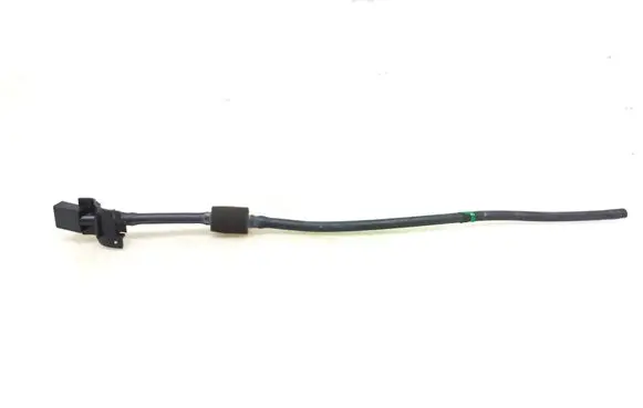 Toyota Prius (XW50) Windshield washer spray nozzle 