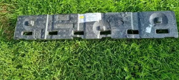 Volvo XC90 Front bumper foam support bar 30678949