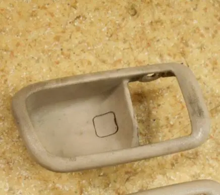 Toyota Land Cruiser (J100) Front door handle cover 