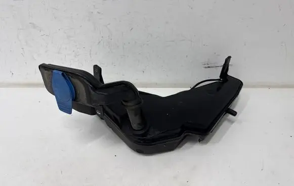 Audi Q5 SQ5 8R Windshield washer fluid reservoir/tank 8R0955453B 8R0955453C
