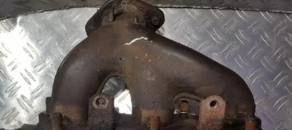 Mitsubishi Galant Exhaust manifold