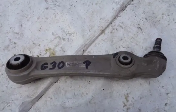BMW 5 G30 G31 Front lower control arm/wishbone 1097290